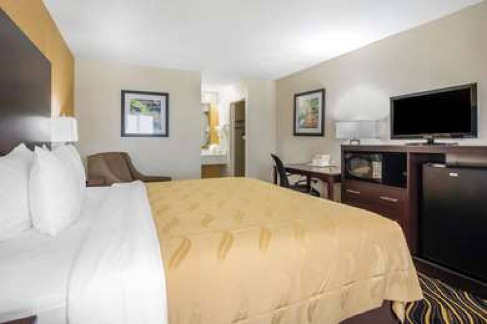 Quality Inn And Suites Fort Worth 10