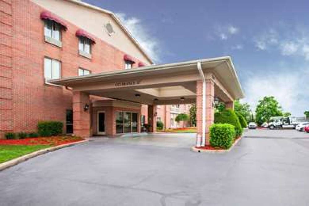 QUALITY INN AND SUITES GERMANTOWN N 2