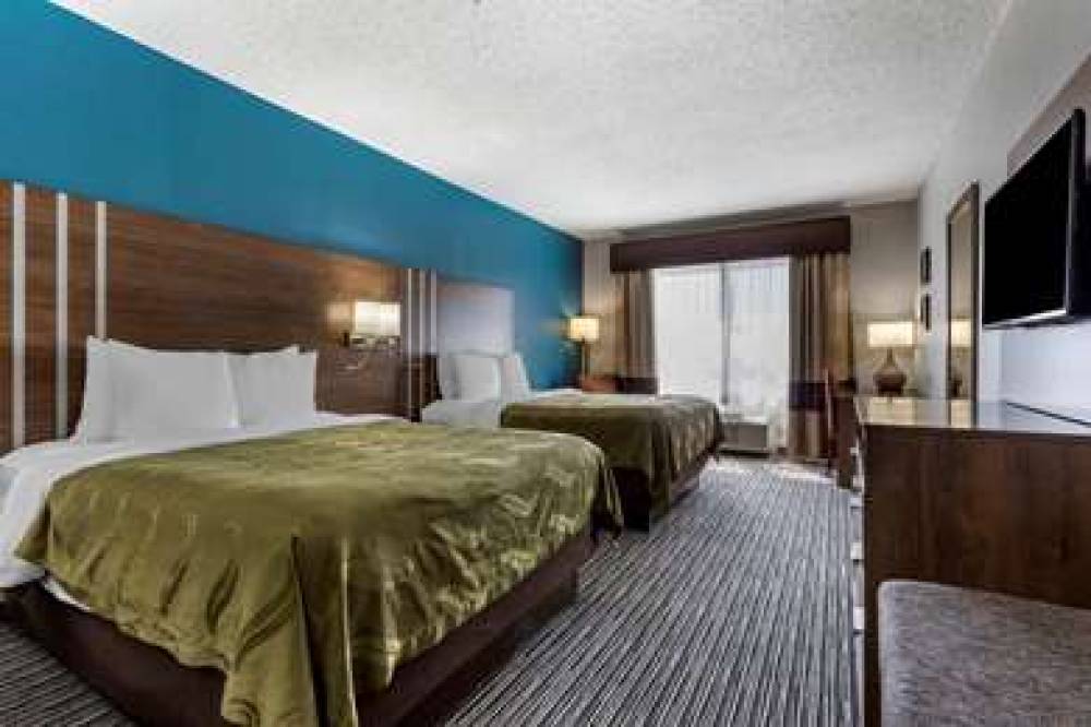 QUALITY INN AND SUITES I-35 E/WALNU 7