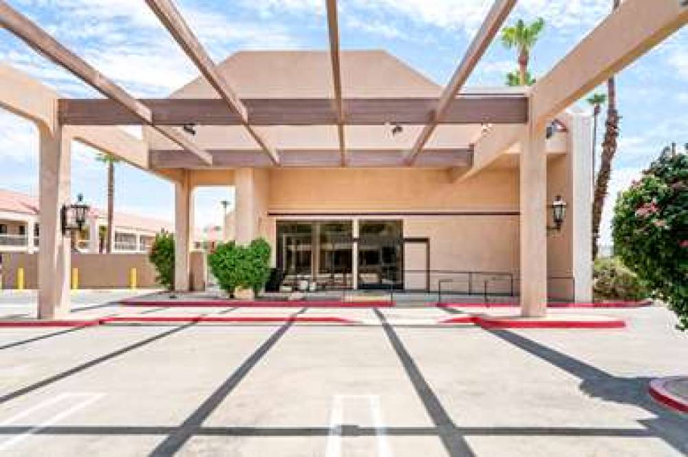 QUALITY INN AND SUITES INDIO I-10 2