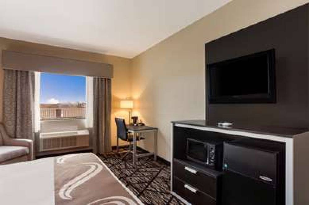 Quality Inn And Suites Jackson Intl Airport 5