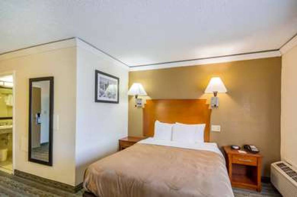 Quality Inn And Suites Kansas City - Independence  7