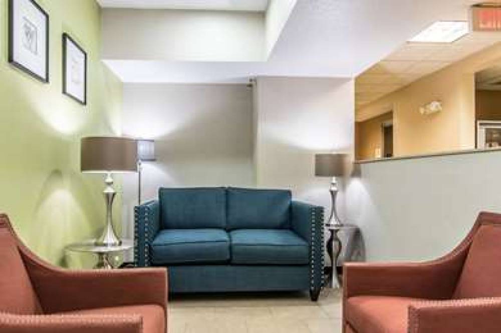 Quality Inn And Suites La Vergne 4