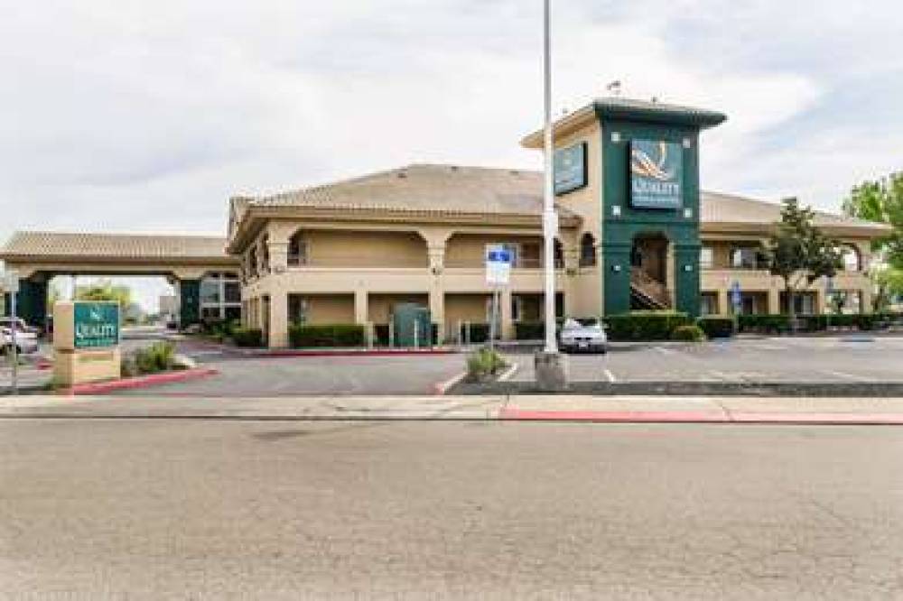 Quality Inn And Suites Lathrop 2