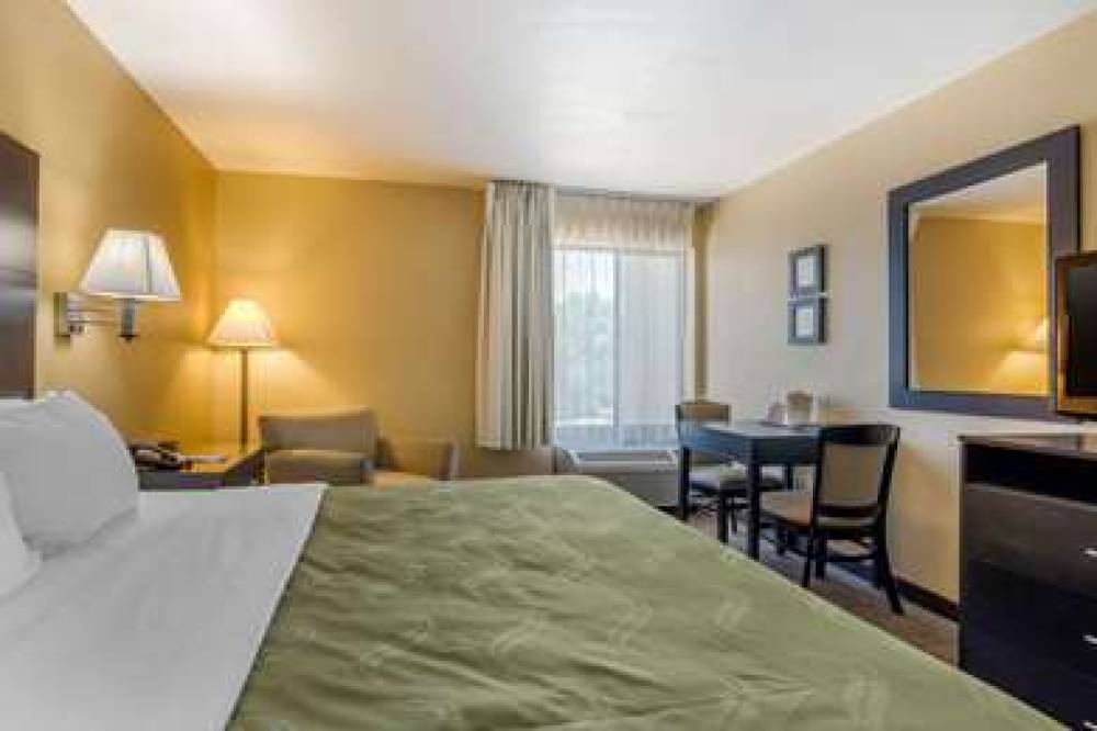 QUALITY INN AND SUITES LENEXA KANSA 8