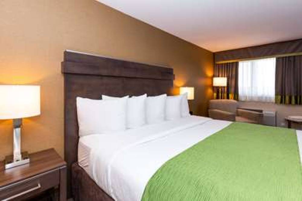 Quality Inn And Suites Matane 6