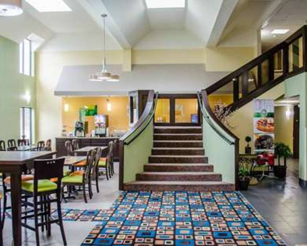 Quality Inn And Suites Medina- Akron West 5