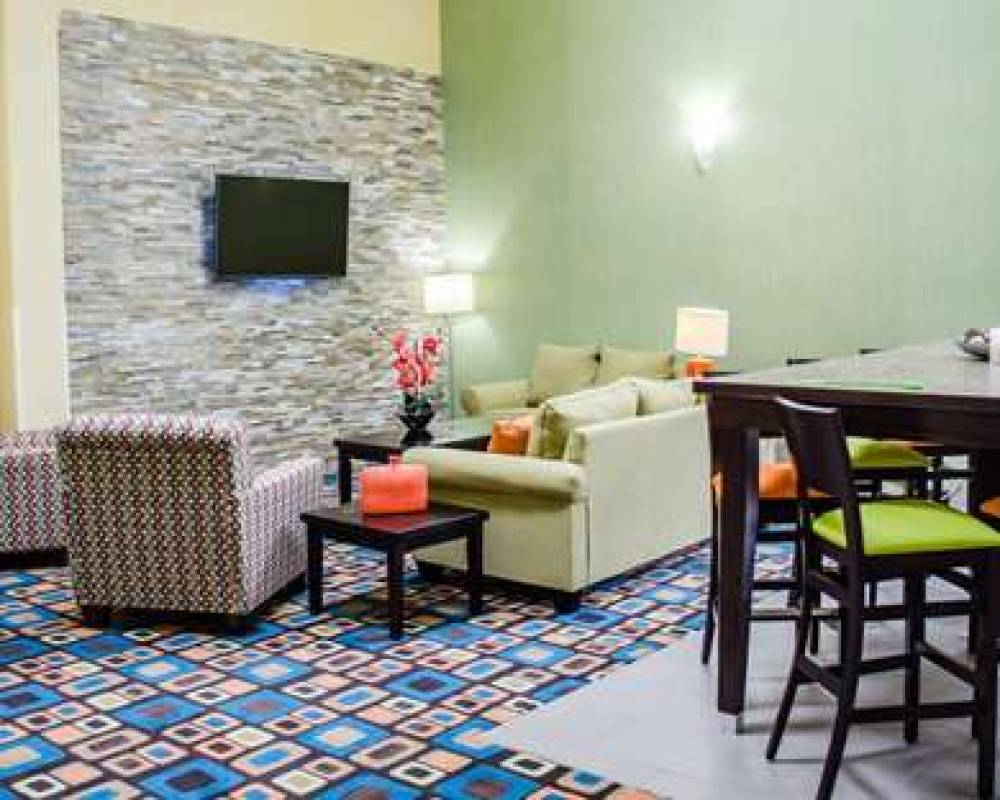 Quality Inn And Suites Medina- Akron West 6