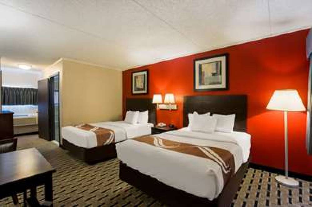 Quality Inn And Suites Mellville - Vineland 7