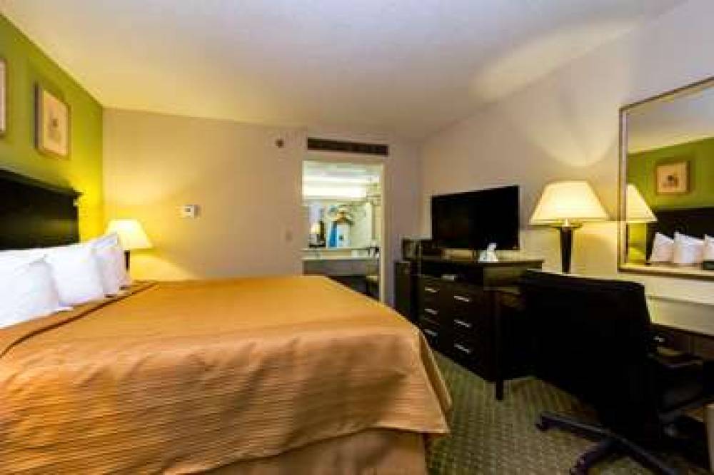 QUALITY INN AND SUITES MOLINE - QUA 7