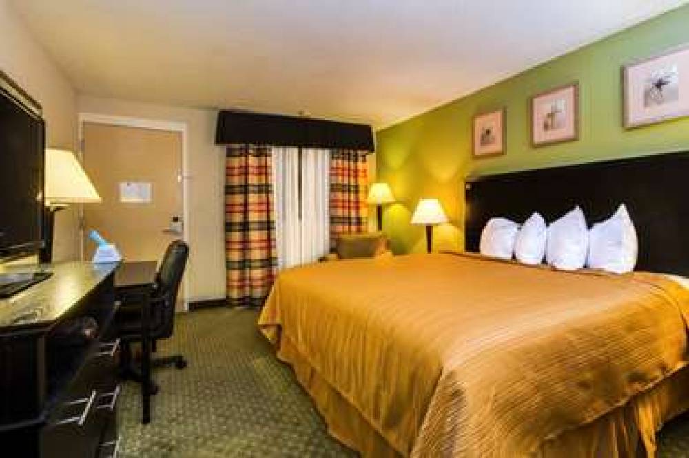 QUALITY INN AND SUITES MOLINE - QUA 8