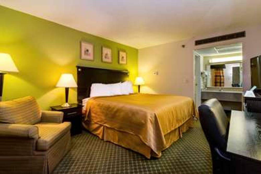 QUALITY INN AND SUITES MOLINE - QUA 10