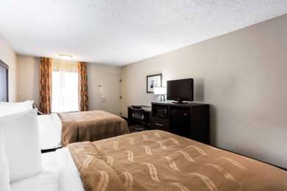 Quality Inn And Suites Mooresville 8