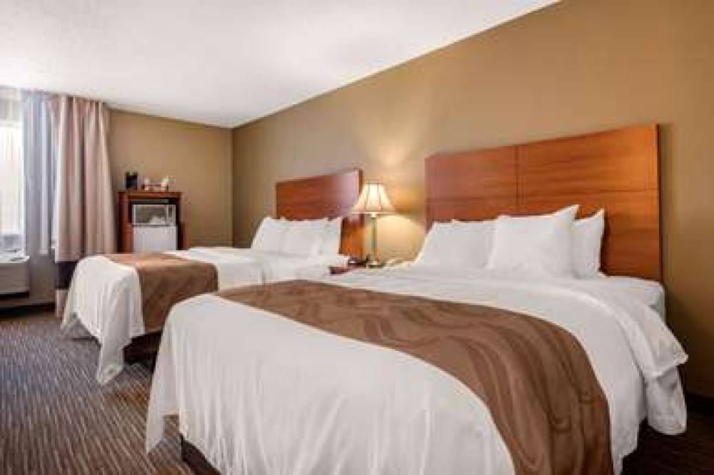 QUALITY INN AND SUITES NEW CASTLE 10