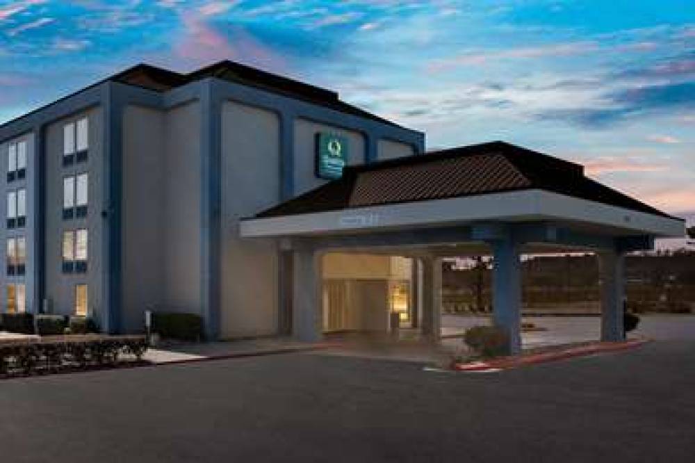 Quality Inn And Suites North Little Rock 8