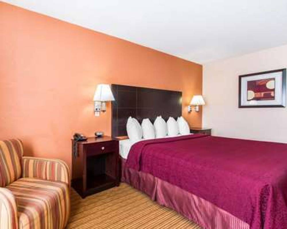 Quality Inn And Suites Ottumwa 7