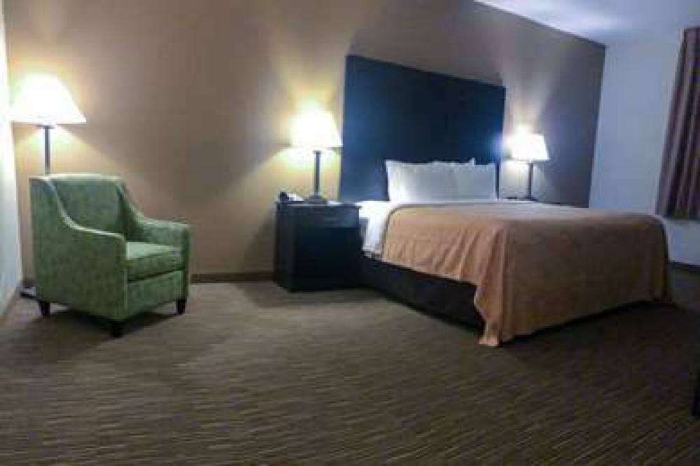 QUALITY INN AND SUITES PARAGOULD 5