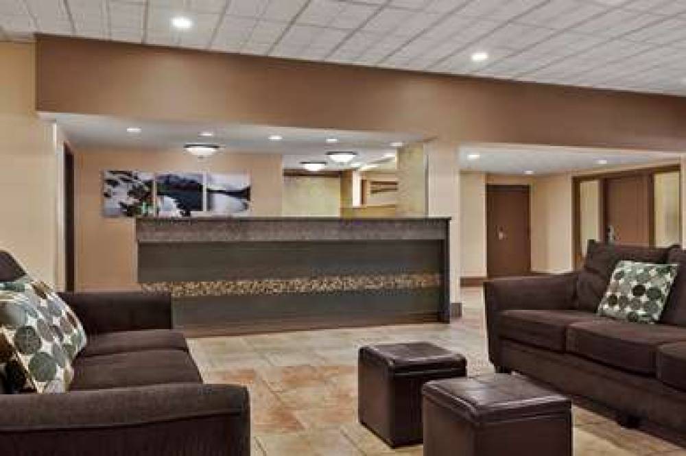 QUALITY INN AND SUITES 2