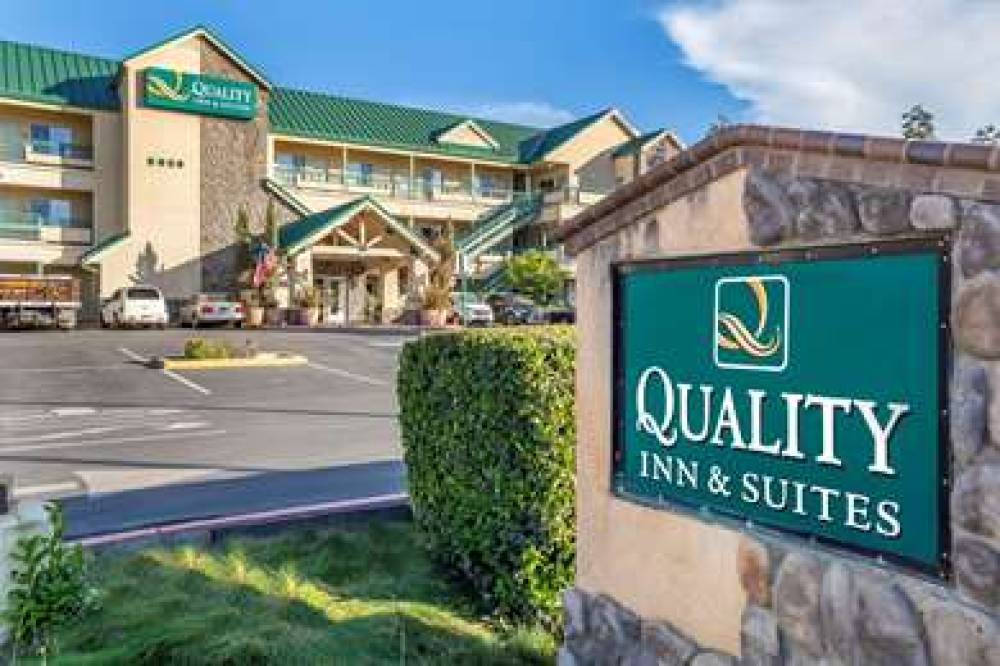 Quality Inn And Suites 2