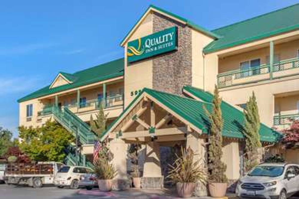 Quality Inn And Suites 4