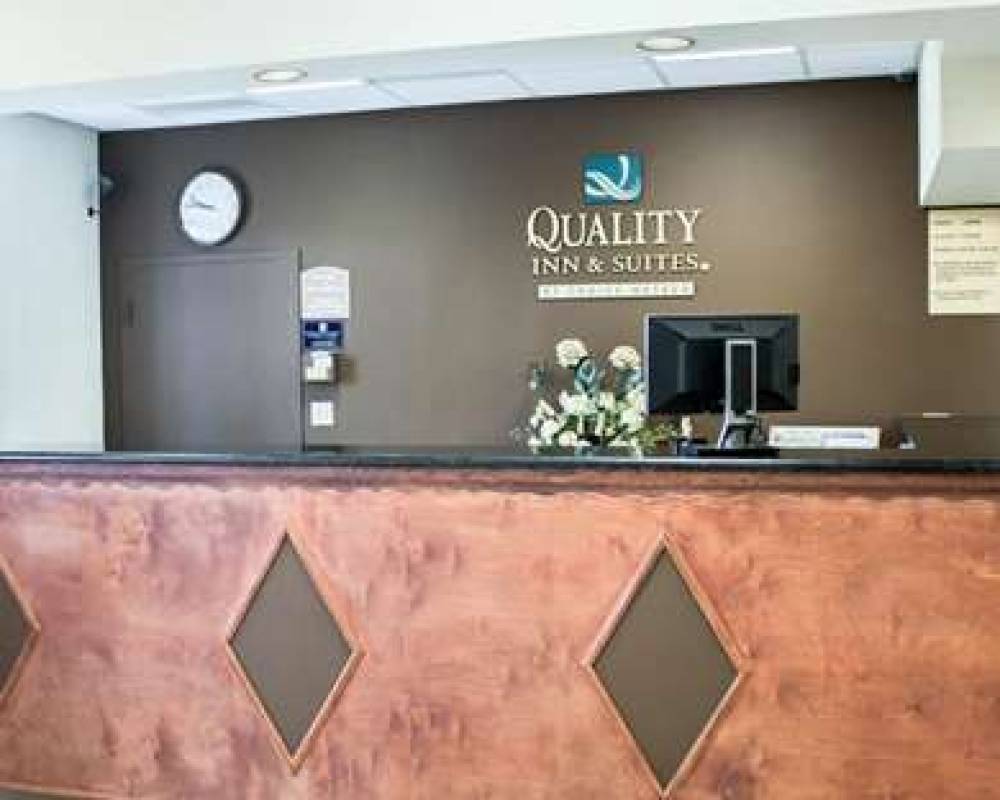 QUALITY INN AND SUITES 7