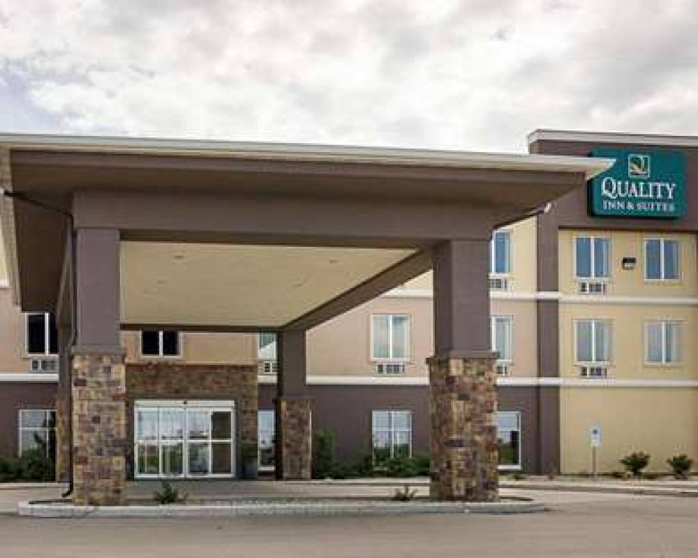 QUALITY INN AND SUITES 2