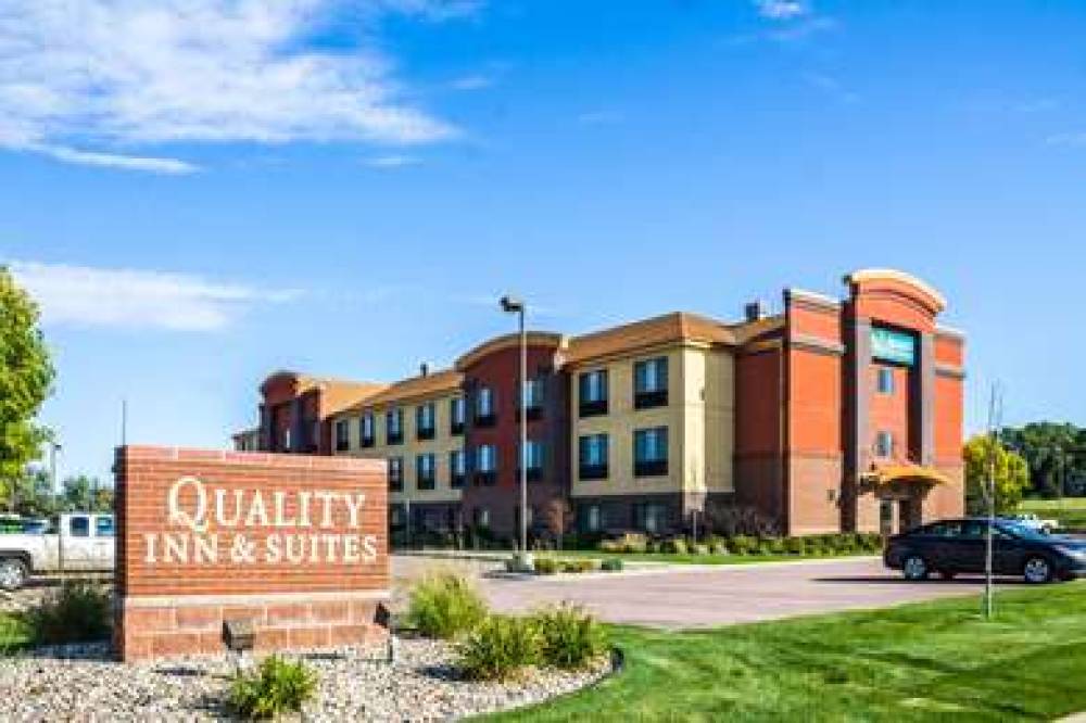 Quality Inn And Suites 2