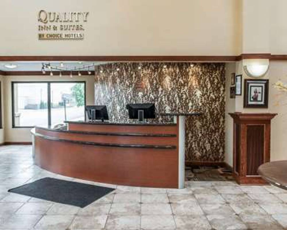 Quality Inn And Suites 4