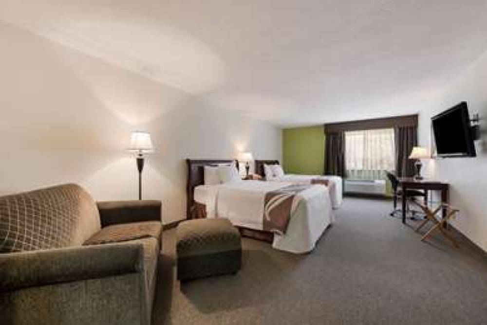 QUALITY INN AND SUITES RED WING 5