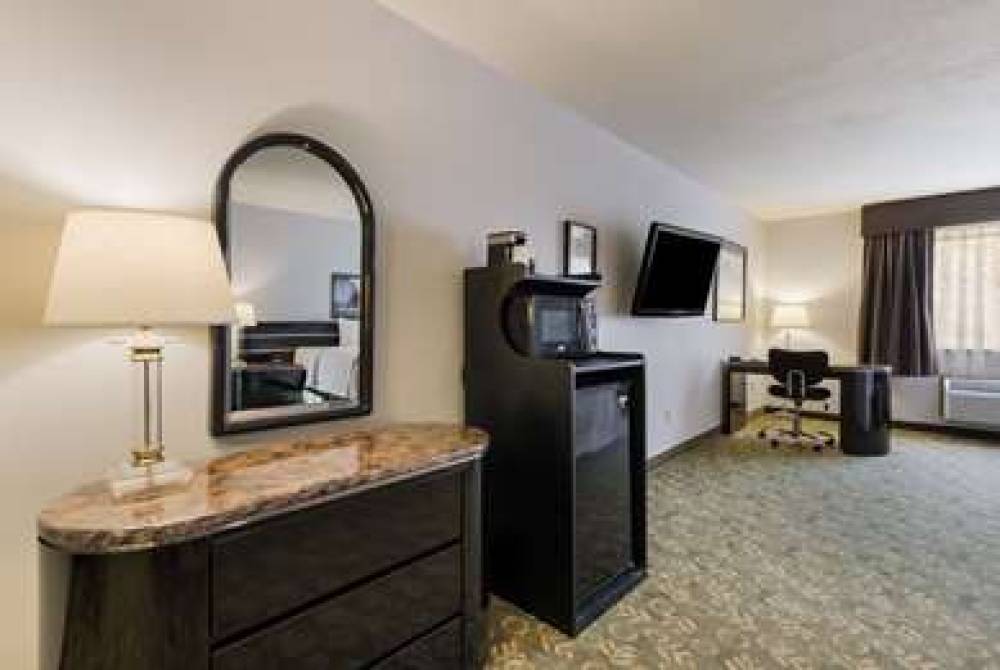 QUALITY INN AND SUITES RED WING 3