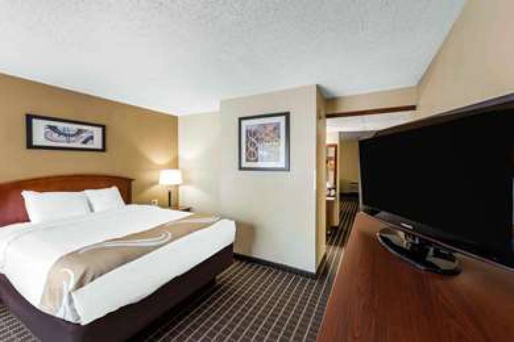 Quality Inn And Suites River Suites 10