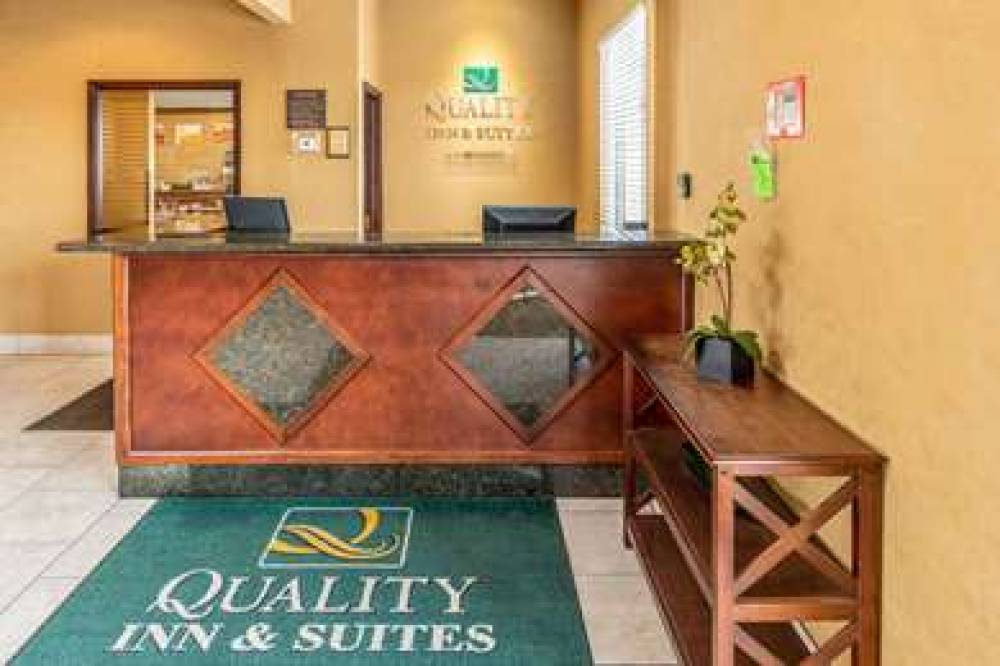 QUALITY INN AND SUITES SEVILLE 9