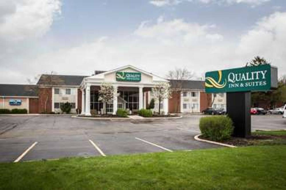 QUALITY INN AND SUITES ST CHARLES - 1