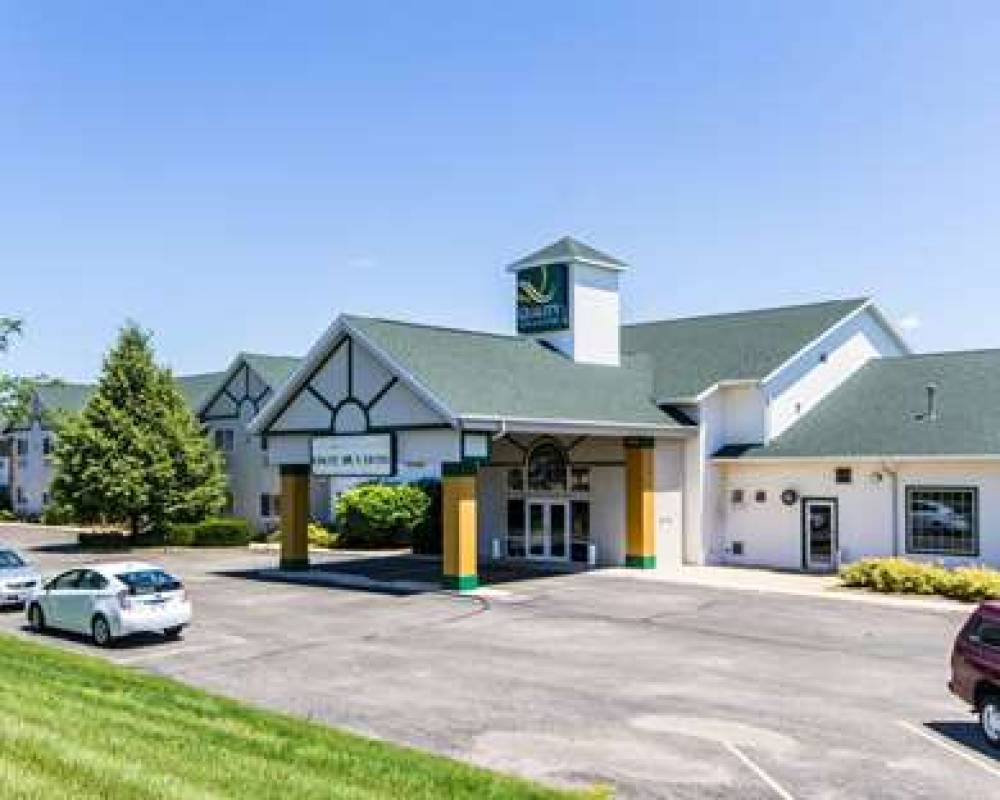 Quality Inn And Suites Stoughton 1