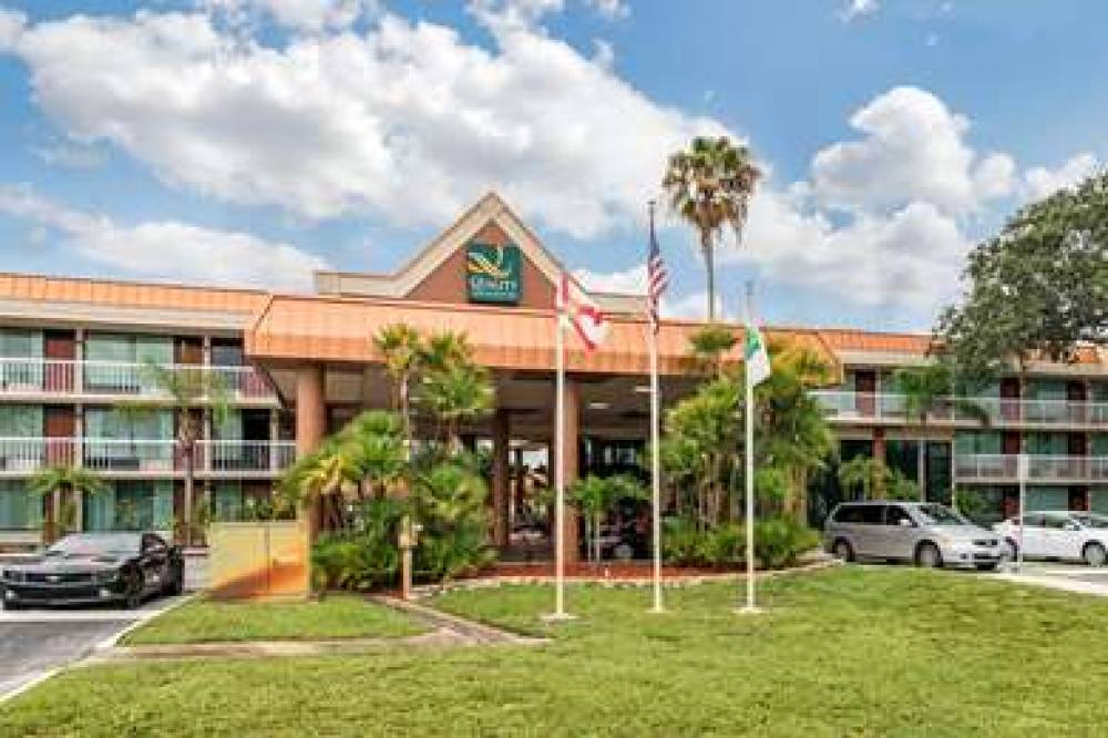 Quality Inn And Suites Tarpon Springs 2