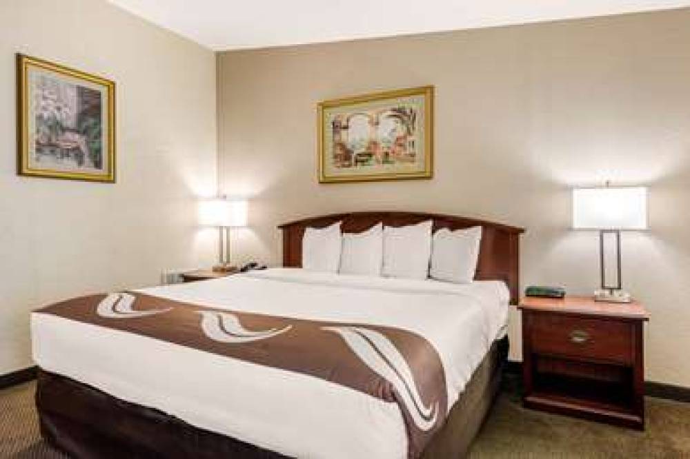 Quality Inn And Suites Tarpon Springs 9