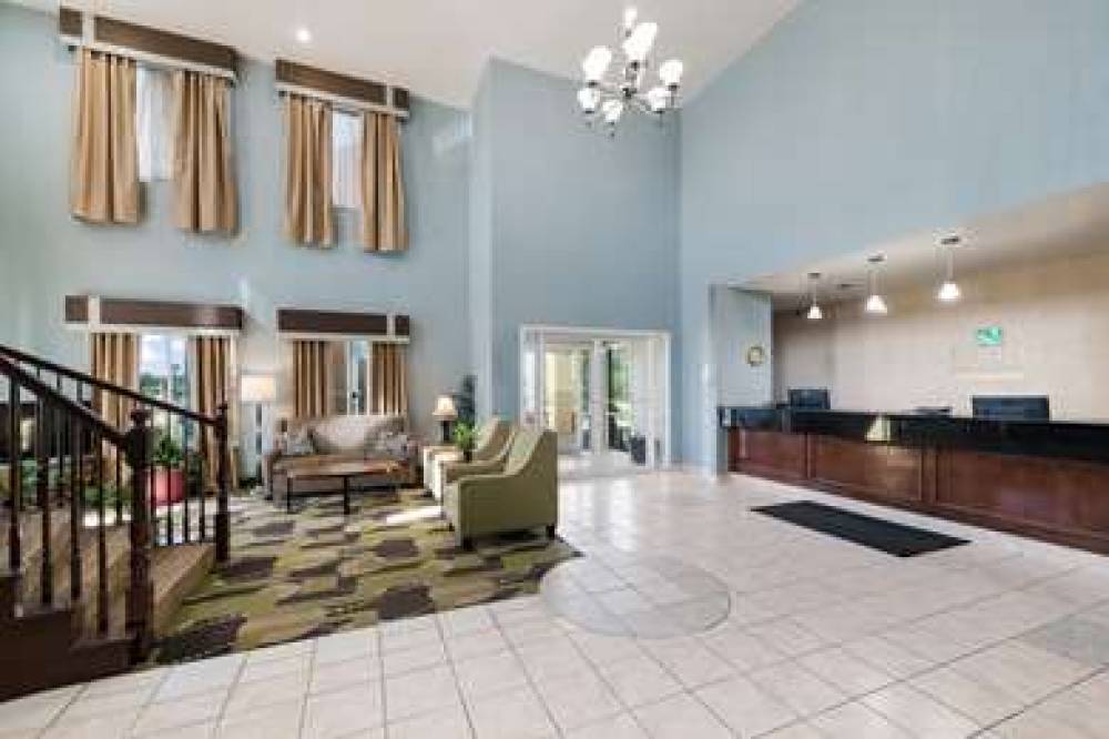 QUALITY INN AND SUITES TERRELL 4