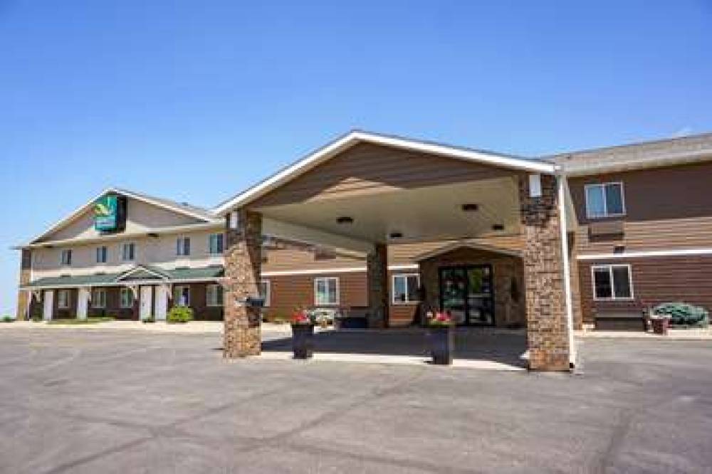 Quality Inn And Suites Watertown 1