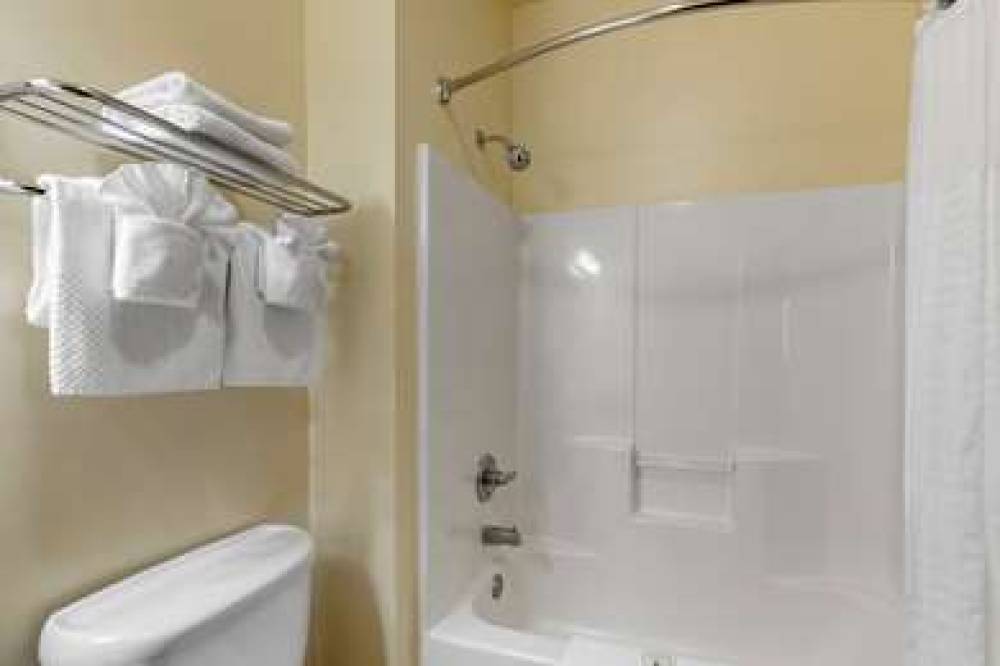 QUALITY INN AND SUITES WELLINGTON 6