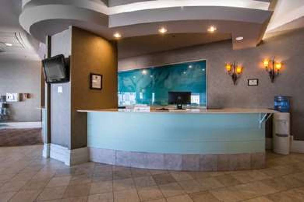 QUALITY INN AND SUITES YELLOWKNIFE 5