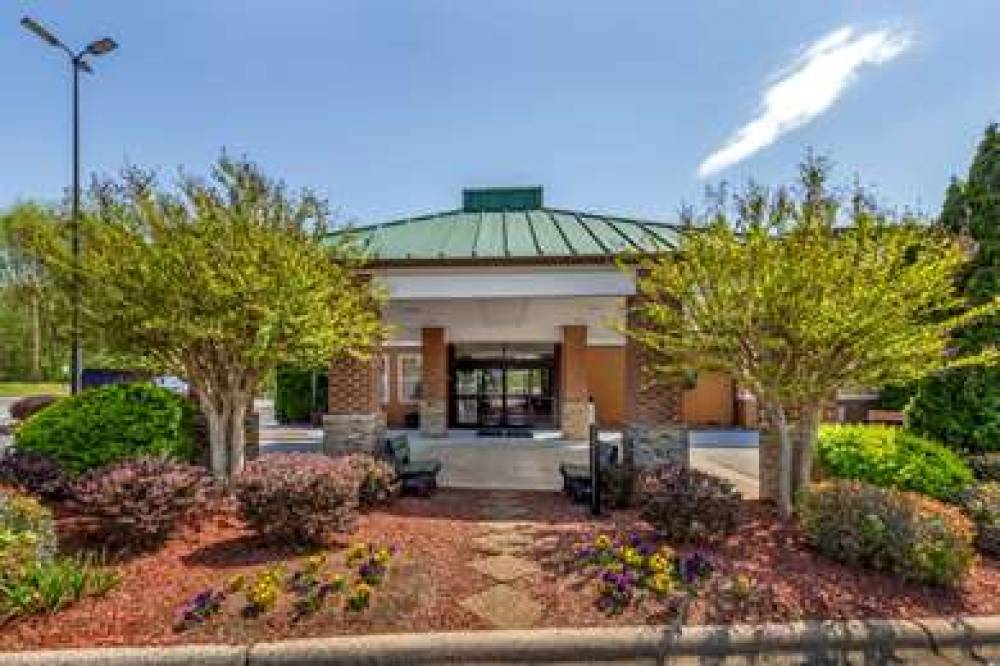 QUALITY INN ASHEBORO 1