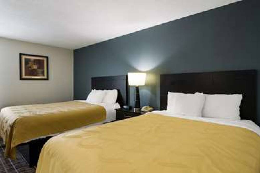 Quality Inn Aurora 7