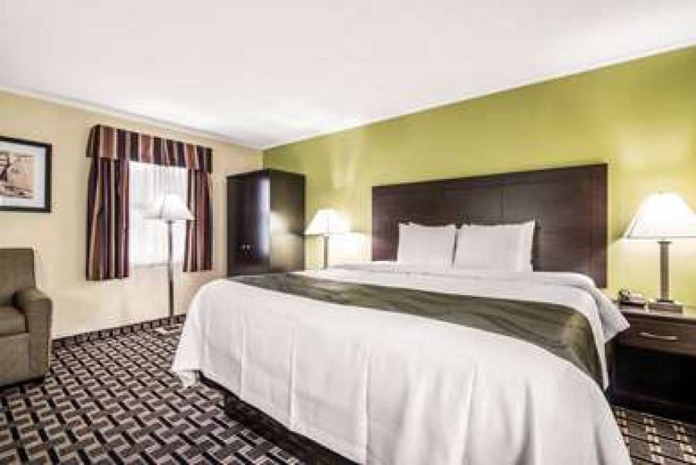 QUALITY INN BARRE-MONTPELIER 6