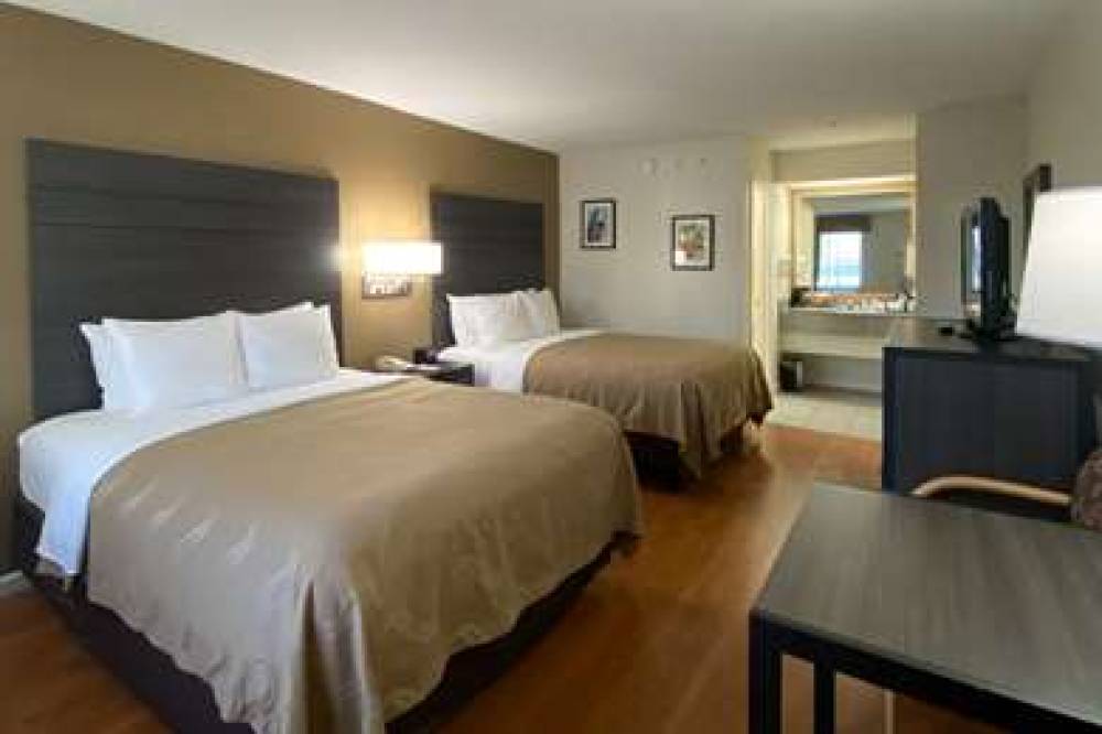 Quality Inn Branson - Hwy 76 Central 7