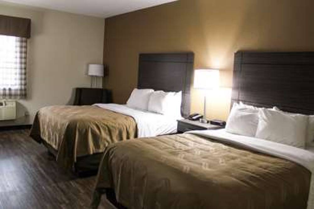 QUALITY INN CLINTON-KNOXVILLE NORTH 7