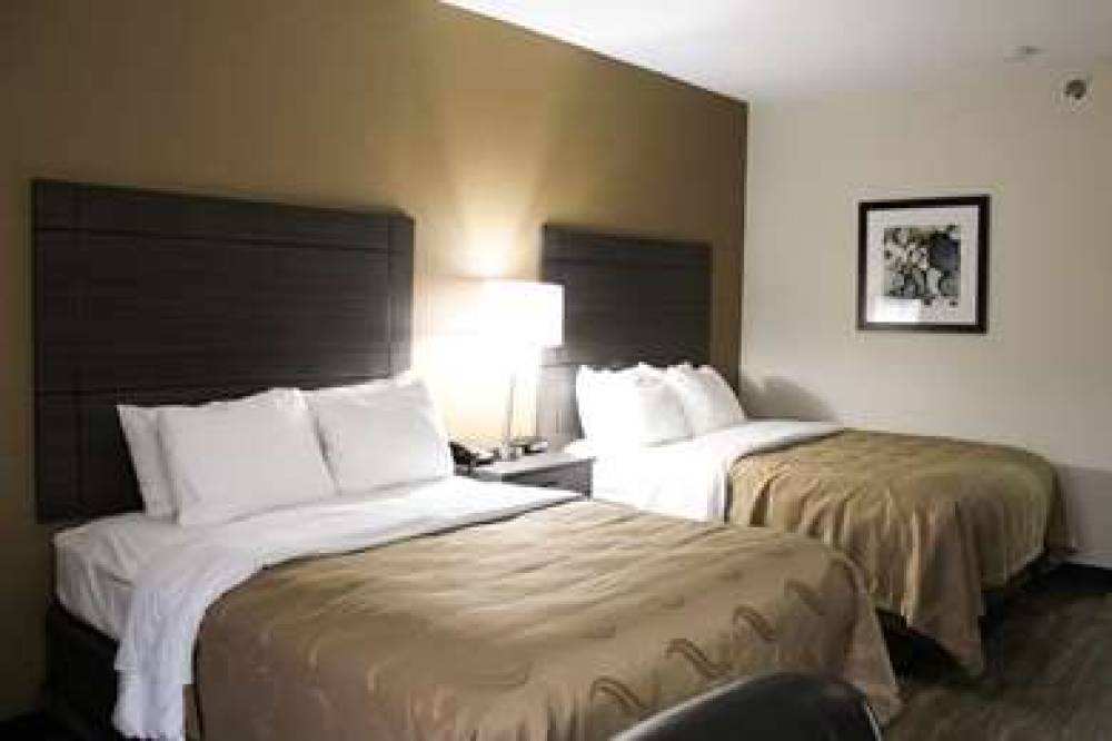 QUALITY INN CLINTON-KNOXVILLE NORTH 6