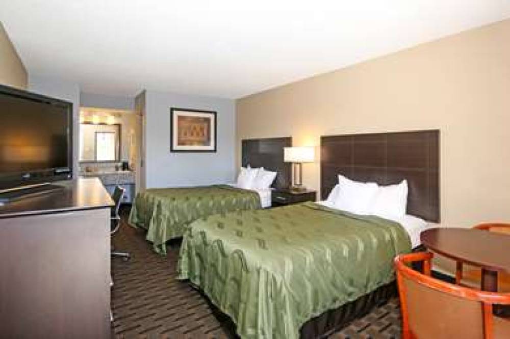 Quality Inn Clinton 10