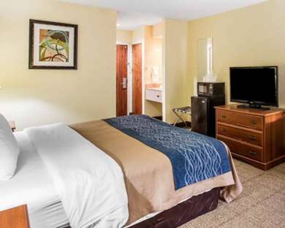 QUALITY INN DARIEN-NORTH BRUNSWICK 9