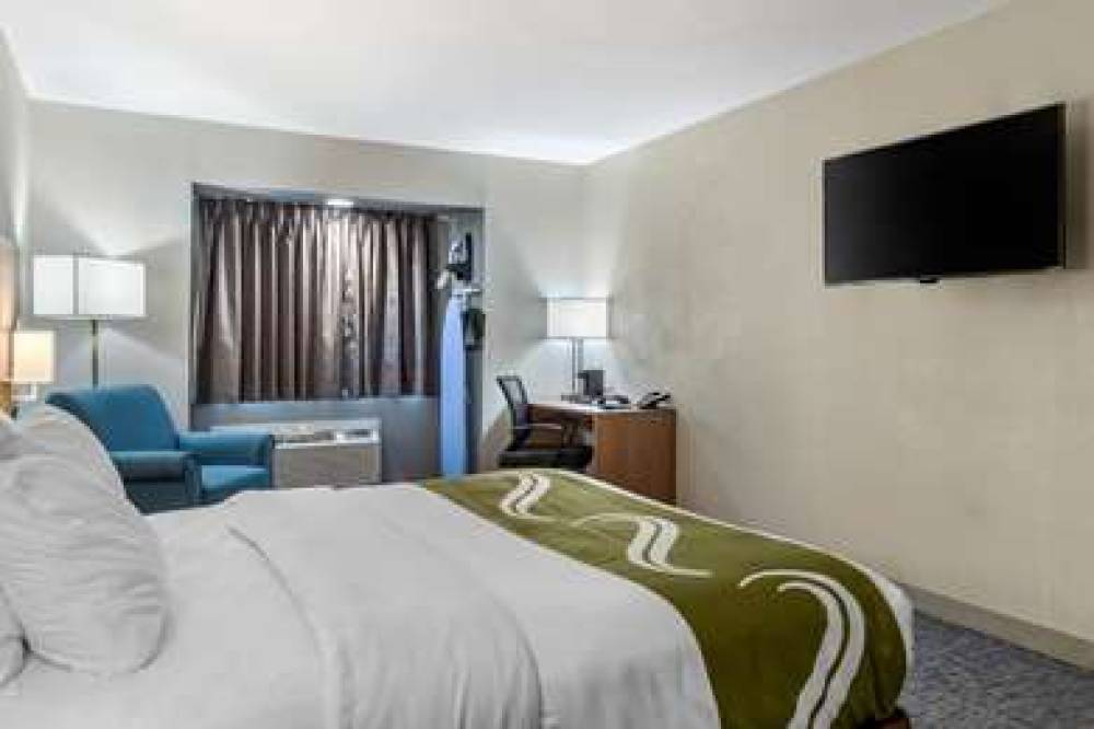 QUALITY INN DOWNTOWN - NEAR MARKET 8