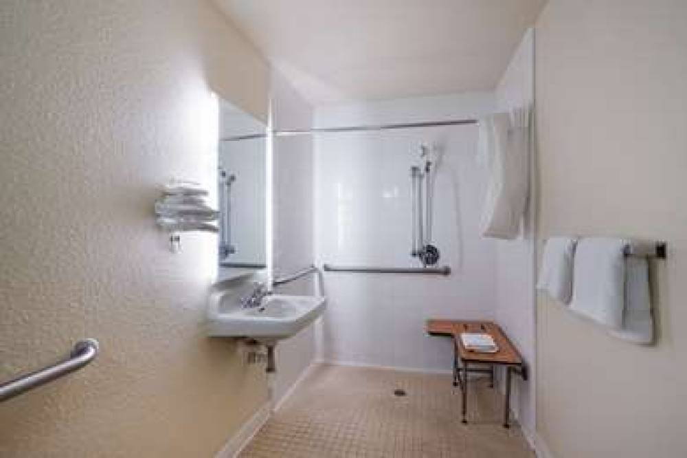 QUALITY INN ELK GROVE-SACRAMENTO 9